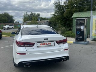 2018 Kia Optima IV Рестайлинг, белый, 2150000 рублей, вид 3