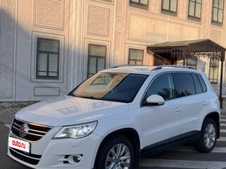 2009 Volkswagen Tiguan I, чёрный, 899900 рублей, вид 3
