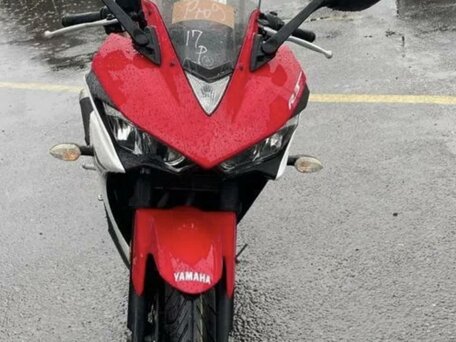 2015 Yamaha YZF-R3, красный, 475000 рублей, вид 2