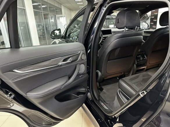2018 BMW X6 30d II (F16), чёрный, 4800000 рублей - вид 13
