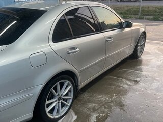 2004 Mercedes-Benz E-Класс 200 III (W211, S211), серебристый, 730000 рублей, вид 5