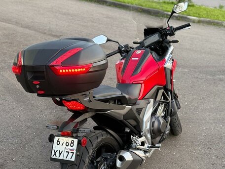 2022 Honda NC 750X, красный, 1150000 рублей, вид 4