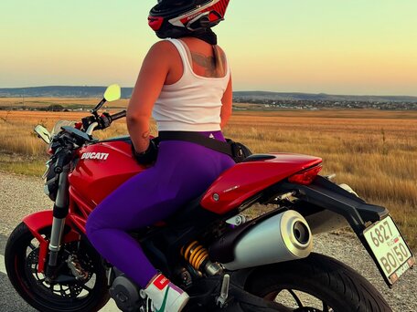2011 Ducati Monster 796, красный, 510000 рублей, вид 2