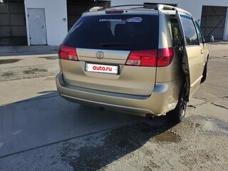 2004 Toyota Sienna II, бежевый, 1350000 рублей, вид 3