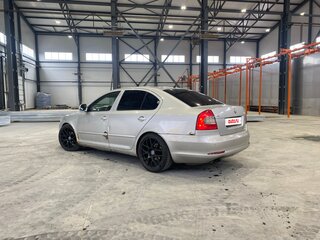 2010 Skoda Octavia II (A5) Рестайлинг, серый, 650000 рублей, вид 5