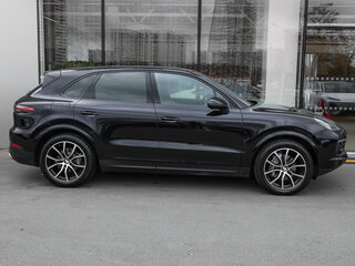 2018 Porsche Cayenne III, чёрный, 4698000 рублей, вид 4