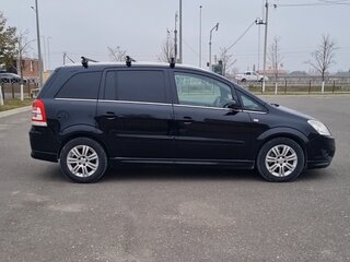 2008 Opel Zafira B Рестайлинг, чёрный, 990000 рублей, вид 4