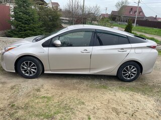 2016 Toyota Prius IV (XW50), серый, 1840000 рублей, вид 5
