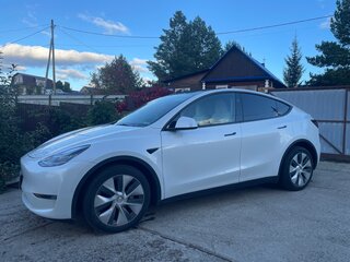 2023 Tesla Model Y Long Range Dual Motor I, белый, 4950000 рублей, вид 3