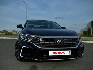 2022 Volkswagen Passat GTE B8 Рестайлинг, чёрный, 3499000 рублей, вид 4