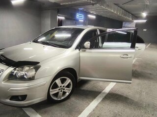 2006 Toyota Avensis II Рестайлинг, серебристый, 1100000 рублей, вид 1