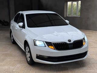 2019 Skoda Octavia III (A7) Рестайлинг, белый, 996999 рублей, вид 1