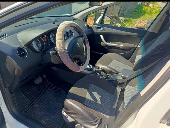 2010 Peugeot 308 I, белый, 550000 рублей - вид 4