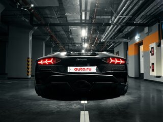 2018 Lamborghini Aventador I Рестайлинг, белый, 28000000 рублей, вид 5
