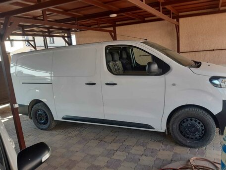 2021 Citroen Jumpy, белый, 4000000 рублей, вид 2