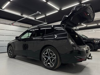 2022 BMW iX xDrive50 I (I20), чёрный, 9100000 рублей, вид 5