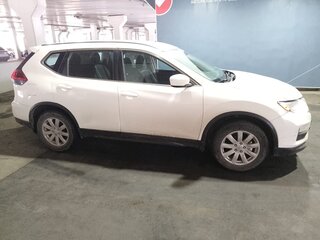 2018 Nissan Rogue II Рестайлинг, белый, 2801896 рублей, вид 3