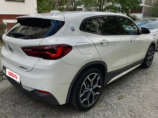 2020 BMW X2 sDrive18i I (F39), белый, 2800000 рублей, вид 3