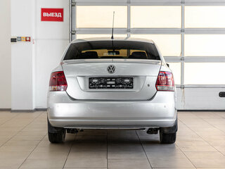 2011 Volkswagen Polo V, серебристый, 650000 рублей, вид 5