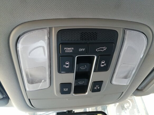 2016 Kia Carnival III, белый - вид 12