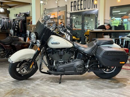 2022 Harley-Davidson Heritage, белый, 2230000 рублей, вид 4