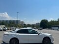 2019 Toyota Camry VIII (XV70), белый, 2800000 рублей - вид 4