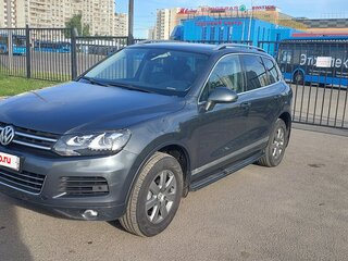 2014 Volkswagen Touareg II, серый, 2100000 рублей, вид 2