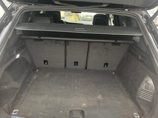 2020 Volkswagen Touareg III, чёрный, 5200000 рублей, вид 3