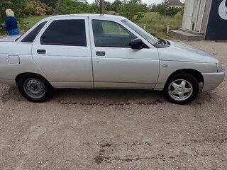 2002 Lada (ВАЗ) 2110, серебристый, 110000 рублей, вид 2