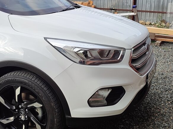2018 Ford Kuga II Рестайлинг, белый, 1900000 рублей - вид 10