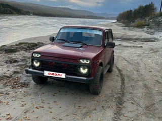 2001 Lada (ВАЗ) 2121 (4x4) I Рестайлинг, красный, 340000 рублей, вид 4