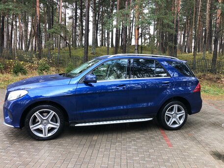 2017 Mercedes-Benz GLE 350 d I (W166), синий, 4600000 рублей, вид 3