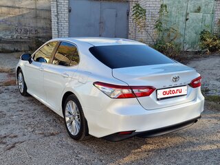 2018 Toyota Camry VIII (XV70), белый, 3000000 рублей, вид 5