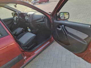 2017 Lada (ВАЗ) Kalina Cross II, красный, 800000 рублей, вид 5
