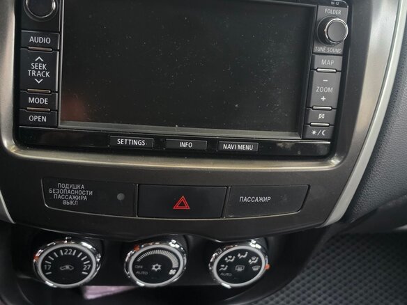 2012 Mitsubishi ASX I Рестайлинг, чёрный, 1100000 рублей - вид 8