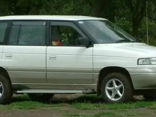 1997 Mazda MPV I (LV), белый, 550000 рублей, вид 1
