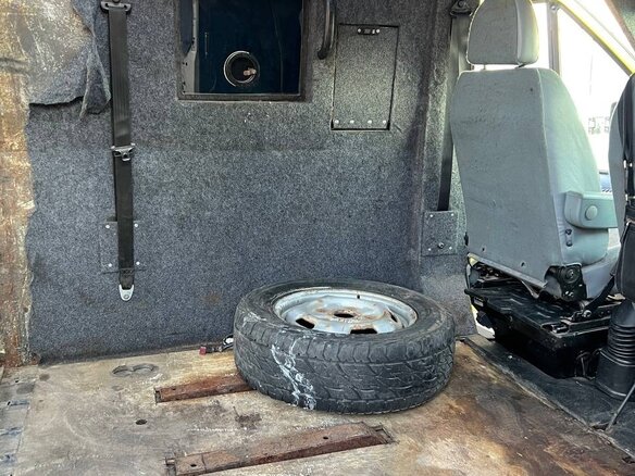 2014 Ford Transit, бежевый, 1500000 рублей - вид 9