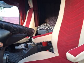 2000 Mercedes-Benz Actros, красный, 1630000 рублей, вид 5