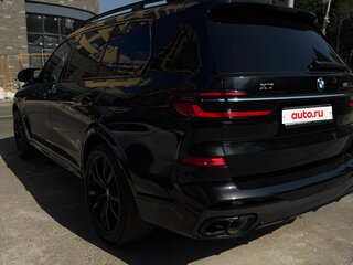 2023 BMW X7 M60i I (G07) Рестайлинг, белый, 12500000 рублей, вид 4