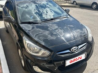 2011 Hyundai Solaris I, чёрный, 810000 рублей, вид 3
