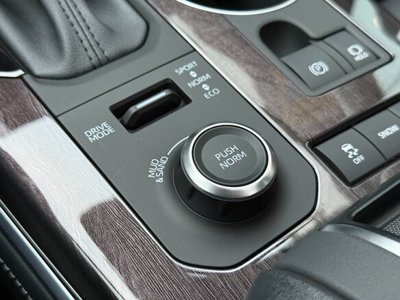 2025 Toyota Highlander IV (XU70), чёрный, 5490000 рублей - вид 10