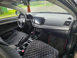 2010 Mitsubishi Lancer X, чёрный, 750000 рублей, вид 4