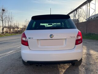 2011 Skoda Fabia RS II, белый, 1300000 рублей, вид 4