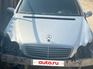 2000 Mercedes-Benz C-Класс 180 II (W203), серебристый, 400000 рублей, вид 3
