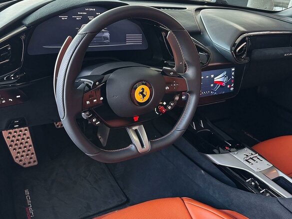 2026 Ferrari 12Cilindri Spider, серый, 69990000 рублей - вид 6
