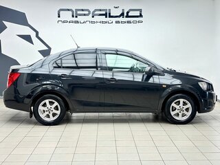2014 Chevrolet Aveo II, чёрный, 745000 рублей, вид 5