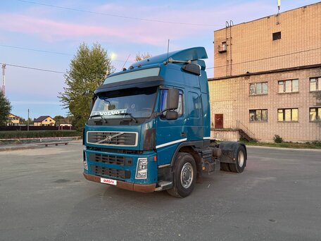 2008 Volvo FM, синий, 2000000 рублей, вид 1