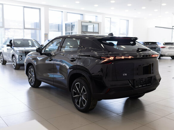 2026 Omoda C5 II, чёрный, 2929000 рублей - вид 5