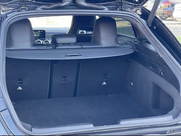 2020 Mercedes-Benz CLA 200 d II (C118, X118), чёрный, 2990000 рублей - вид 9