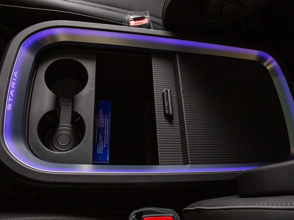 2025 Hyundai Staria I, белый - вид 16